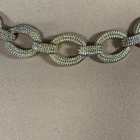 Hammered Chain Choker Chunky Link Gold Tone Magnetic Clasp - Picture 2 of 4